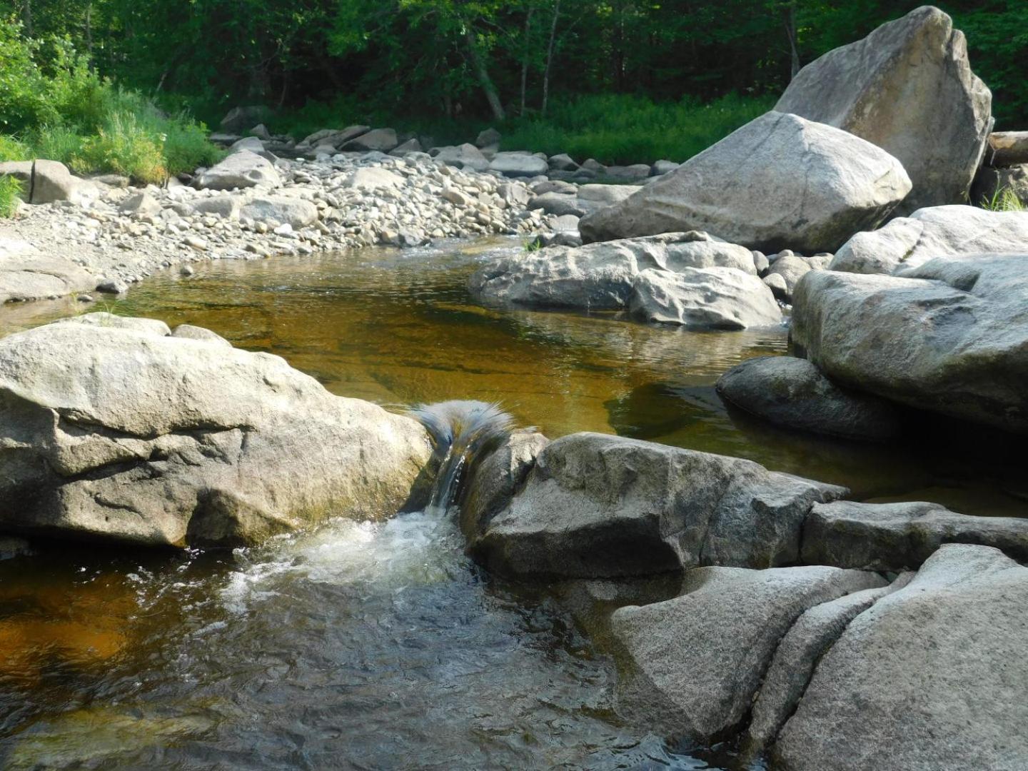 Villa Aux Tipis de la Rivière Sauvage Saint Romain Esterno foto