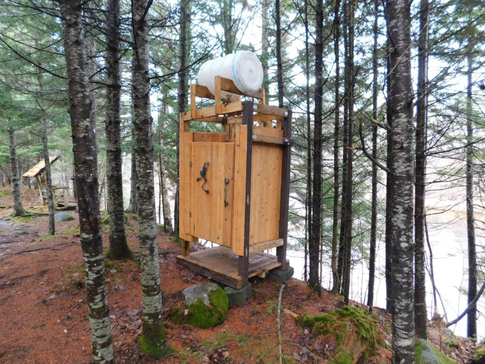 Villa Aux Tipis de la Rivière Sauvage Saint Romain Esterno foto
